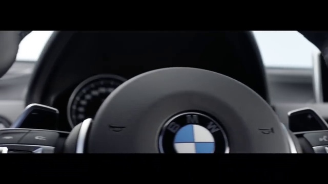 Video Reference N0: Car, Vehicle, Motor vehicle, Automotive design, Steering wheel, Fixture, Steering part, Automotive exterior, Personal luxury car, Automotive wheel system