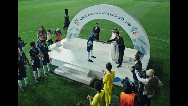 Video Reference N1: Trousers, Green, World, Grass, Player, Yellow, Championship, Competition event, Sports, Ball game