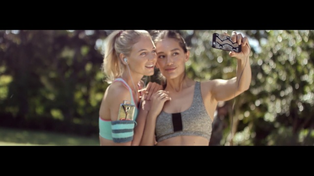 Video Reference N0: Photograph, Photography, Blond, Fun, Happy, Shoulder, Summer, Muscle, Smile, Photo shoot, Person