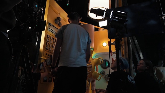 Video Reference N5: Night, Street
