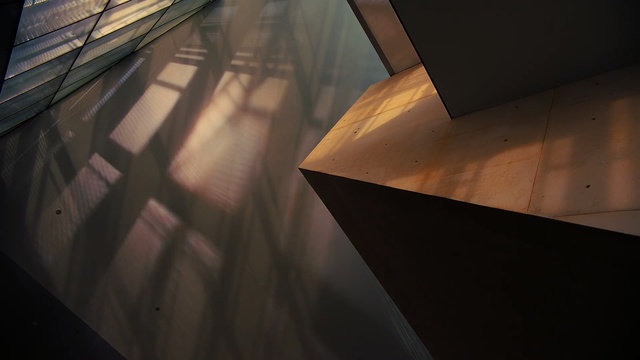Video Reference N2: Architecture, Light, Line, Daylighting, Reflection, Design, Sky, Material property, Shadow, Wood