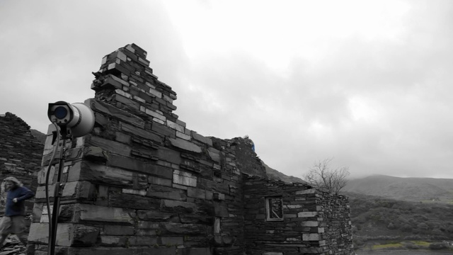 Video Reference N0: White, Black, Black-and-white, Sky, Monochrome, Monochrome photography, Wall, Cloud, Ruins, Photography