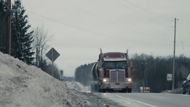 Video Reference N4: snowplow, motor vehicle, wheeled vehicle, vehicle, snow, road, winter, cold, truck