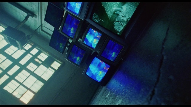 Video Reference N5: Blue, Light, Glass, Architecture, Window, Darkness, Space, Electric blue, Screenshot