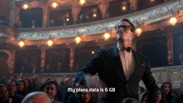 Video Reference N4: Performance, Event, Music artist, Stage, Audience, Music, Singer, Concert, Musician, Performing arts