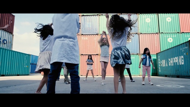 Video Reference N0: blue, snapshot, girl, road, fun, street, Person