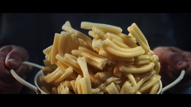 Video Reference N0: Cuisine, Food, Dish, Pasta, Ingredient, Italian food, Recipe, Junk food, American food, Comfort food