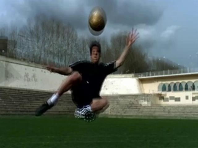 Video Reference N4: Sports, Football player, Player, Football, Soccer ball, Kick, Soccer, Ball game, Sports equipment, Ball
