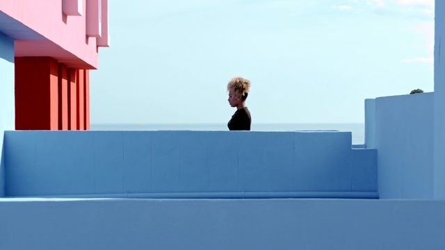 Video Reference N2: Blue, Sky, Daytime, Architecture, Sitting, Line, Photography, Horizon, Vacation