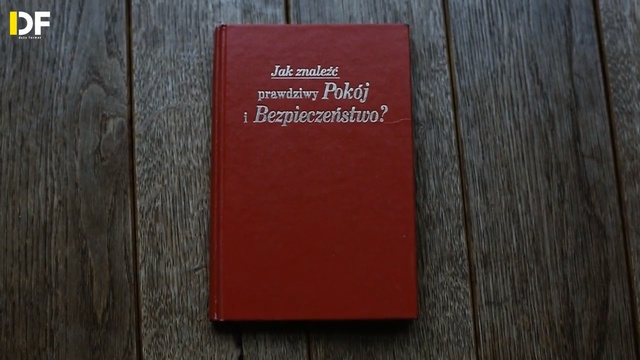 Video Reference N6: Red, Text, Font, Wood