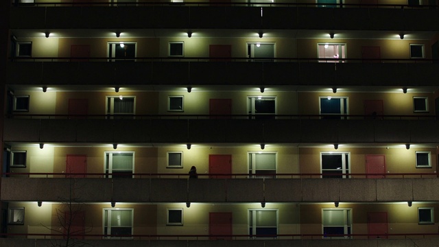Video Reference N0: Light, Architecture, Building, Lighting, Night, Apartment, Material property, Condominium, Room, Symmetry