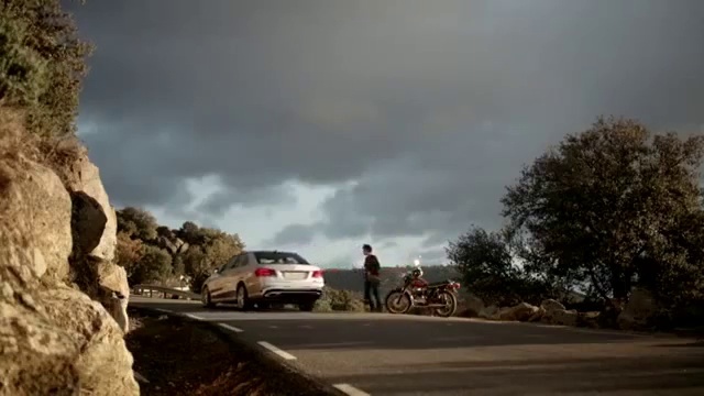 Video Reference N9: Vehicle, Road, Mode of transport, Sky, Car, Geological phenomenon, Tree, Asphalt, Thoroughfare, World rally championship