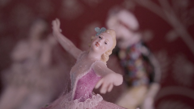 Video Reference N0: Pink, Figurine, Doll, Dance, Plant, Photography, Ballet dancer, Fictional character, Macro photography, Flower