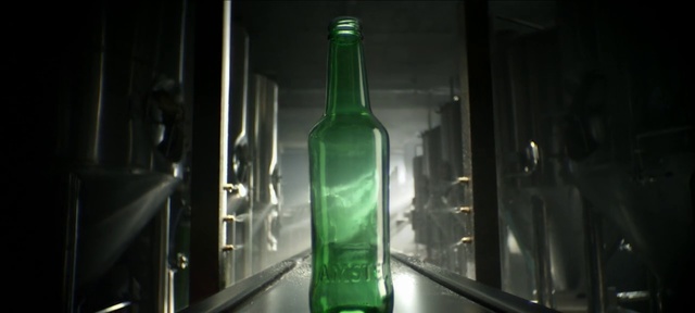 Video Reference N0: Bottle, Glass bottle, Wine bottle, Green, Glass, Drinkware, Drink, Liqueur, Alcohol, Tableware