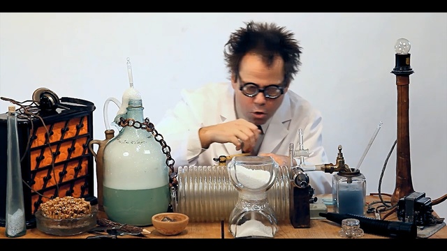 Video Reference N1: Teapot, Small appliance, Drink, Person