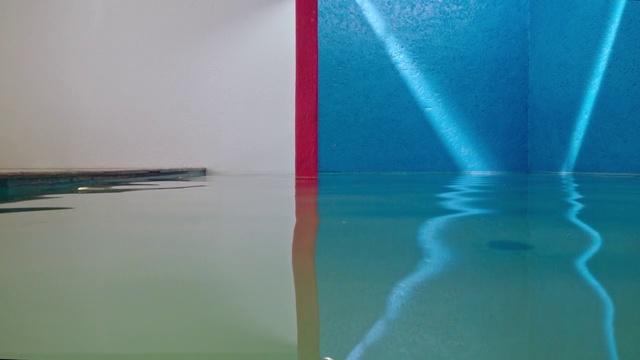 Video Reference N14: Water, Blue, Aqua, Reflection, Transparent material, Glass, Fluid, Liquid, Floor