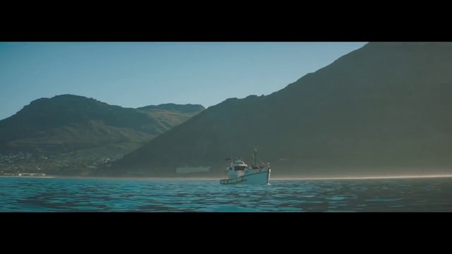 Video Reference N2: Sea, Horizon, Ocean, Sky, Boat, Calm, Waterway, Vehicle, Wave, Yacht