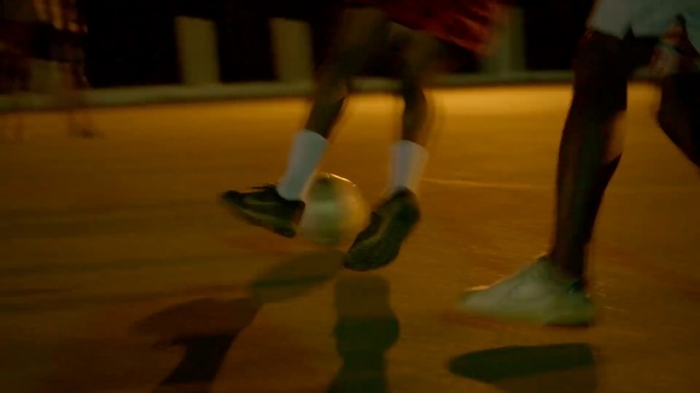 Video Reference N0: Footwear, Yellow, Leg, Fun, Floor, Roller skating, Roller sport, Human leg, Flooring, Performance