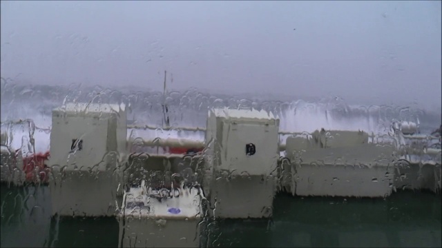 Video Reference N1: Atmospheric phenomenon, Vehicle, Boat, Watercraft, Ship, Fog, Freezing