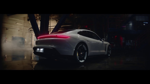 Video Reference N1: Land vehicle, Vehicle, Car, Supercar, Automotive design, Performance car, Sports car, Luxury vehicle, Personal luxury car, Coupé