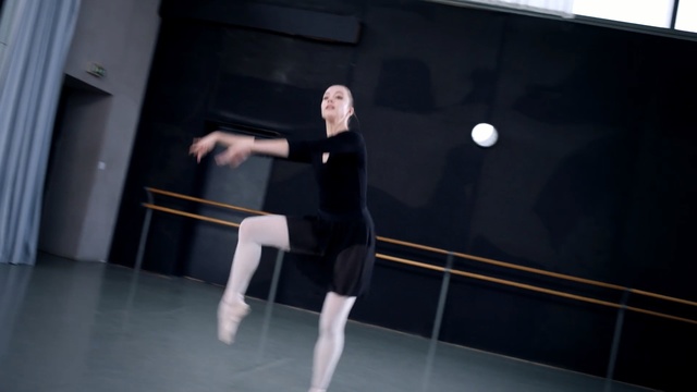 Video Reference N7: choreography, performing arts, joint, event, dancer, performance, performance art, ballet dancer, ballet master, modern dance, Person