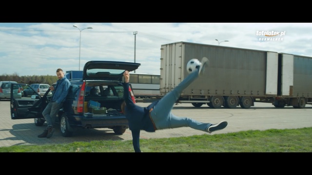 Video Reference N1: Flip (acrobatic), Vehicle, Fun, Grass, Tree, Car, Games, Lawn