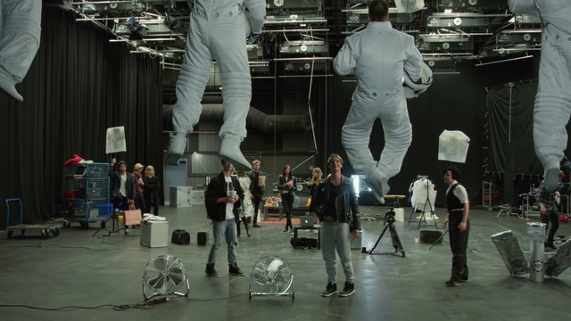 Video Reference N6: Performance, Performance art