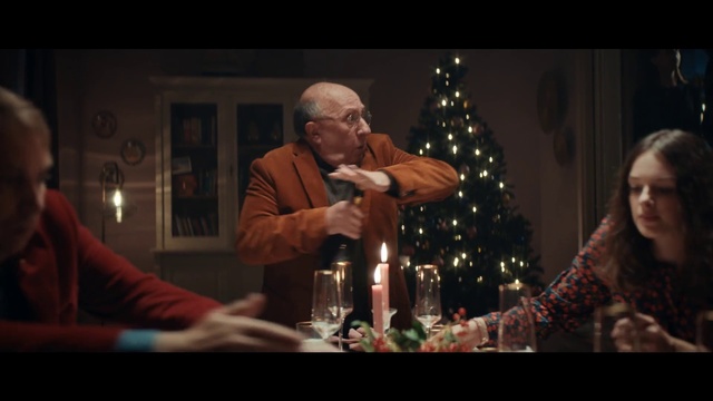 Video Reference N5: Christmas, Alcohol, Event, Drink, Fun, Holiday, Drinkware, Distilled beverage, Christmas eve, Conversation