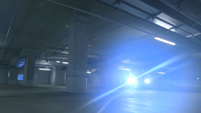 Video Reference N5: Light, Blue, Lighting, Atmosphere, Sky, Line, Night, Automotive lighting, Architecture, Security lighting