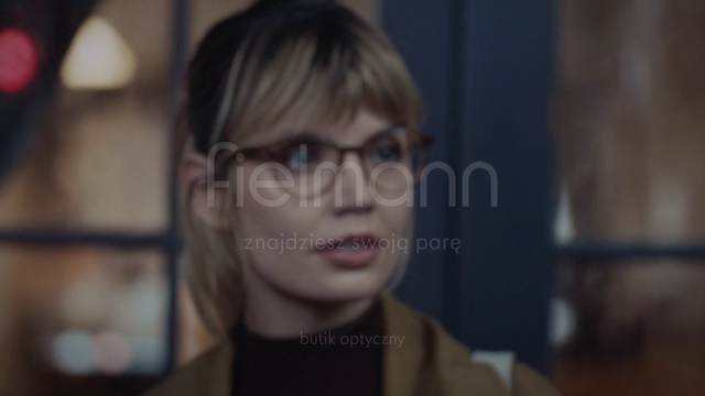 Video Reference N0: Eyewear, Face, Hair, Glasses, Facial expression, Nose, Cheek, Eyebrow, Head, Chin
