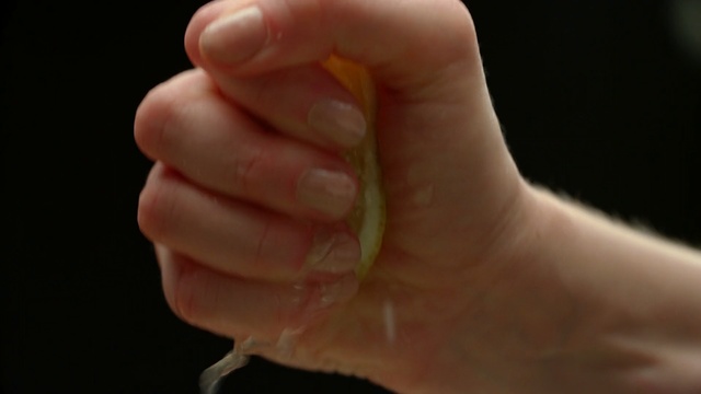 Video Reference N4: finger, hand, nail, thumb, close up
