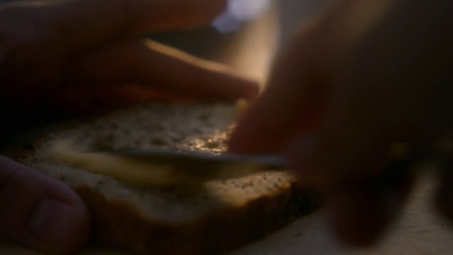 Video Reference N2: Food, Hand, Close-up, Cuisine, Dish, Baking, Finger, Ingredient, Baked goods