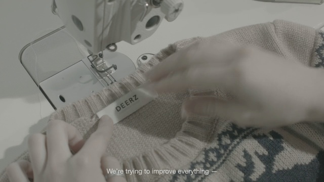 Video Reference N1: Sewing machine, Sewing, Hand, Textile, Art, Finger, Home appliance, Craft, Pattern