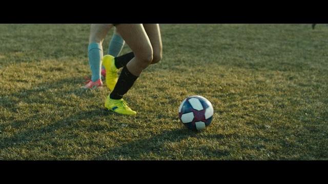 Video Reference N4: Soccer ball, Football, Soccer, Ball, Football player, Soccer player, Ball game, Player, Freestyle football, Sports equipment