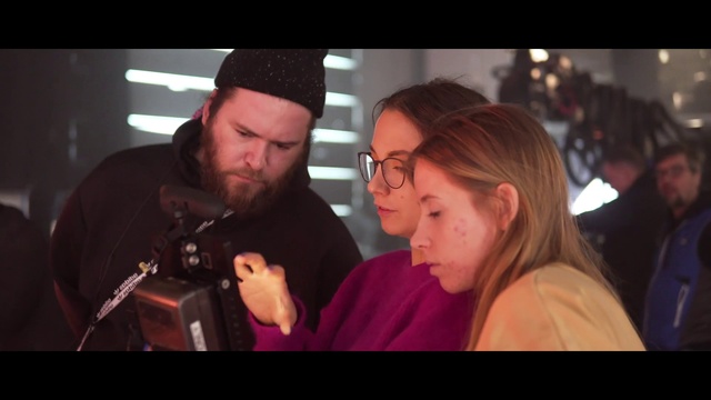 Video Reference N2: Fun, Snapshot, Event, Eyewear, Photography, Scene, Vision care, Ear, Beard