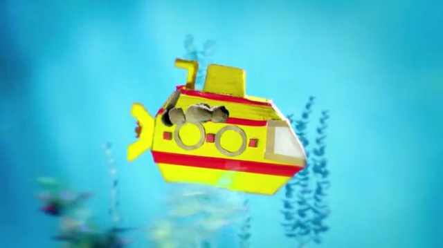 Video Reference N2: Blue, Yellow, Vehicle, Animation, Lego, Toy, Illustration, Naval architecture, Macro photography, Watercraft