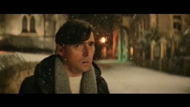 Video Reference N0: screenshot, human, film, winter, midnight, Person