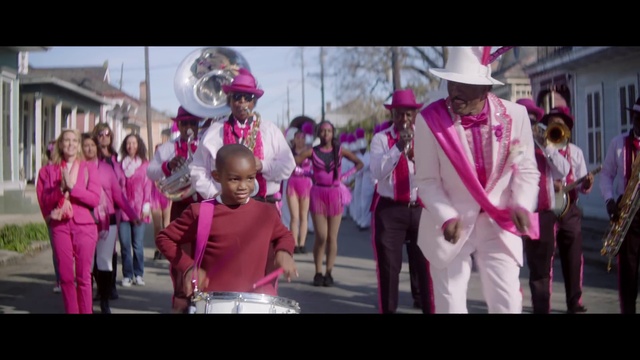 Video Reference N5: People, Pink, Tradition, Event, Magenta, Festival, Crowd, Fun, Marching band, Performance