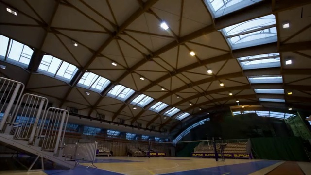 Video Reference N0: Daylighting, Sport venue, Window, Ceiling, Field house, Leisure centre, Architecture, Building, Arena, Hangar