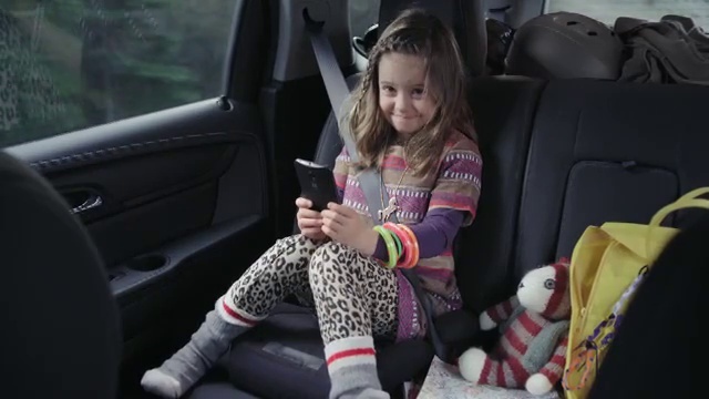 Video Reference N5: Car seat, Child, Toddler, Vehicle door, Car, Vehicle, Car seat cover, Seat belt, Auto part