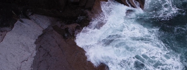 Video Reference N3: Water, Water resources, Geological phenomenon, Wave, Rock, Watercourse, Rapid, River, Stream, Landscape