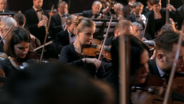 Video Reference N0: Orchestra, Musician, Music, Violinist, Musical ensemble, Classical music, Event, Concertmaster, Violist, Audience