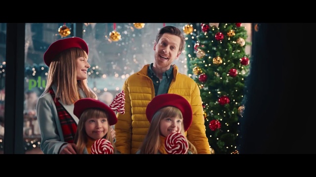 Video Reference N3: Christmas, People, Photograph, Social group, Facial expression, Christmas ornament, Fun, Snapshot, Event, Holiday