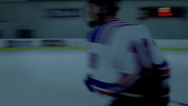 Video Reference N4: Sports, Hockey protective equipment, Hockey, Ice hockey, Ice rink, Ice skate, Team sport, Roller hockey, Roller in-line hockey, Player