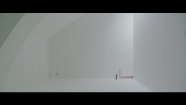 Video Reference N0: Wall, Ceiling, Line, Architecture, Room, House, Floor, Daylighting, Plaster