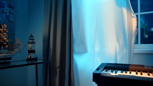 Video Reference N1: blue, light, window, Person