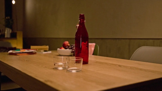 Video Reference N1: table, drink, restaurant, furniture, tableware, drinkware, bottle, interior design, wine