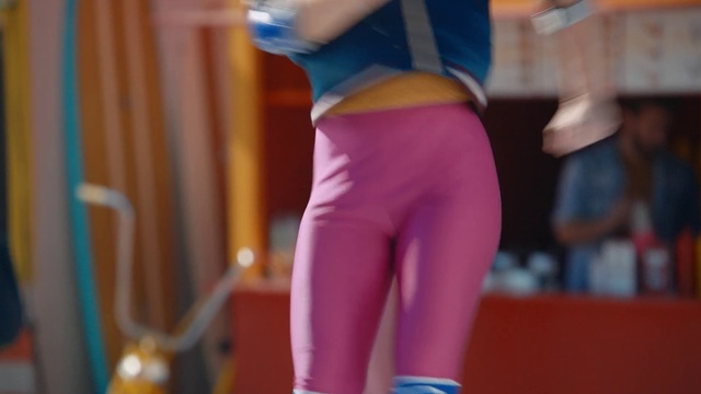 Video Reference N4: Clothing, Sportswear, Pink, Spandex, Textile, Active pants, Waist, Leg, yoga pant, Trousers