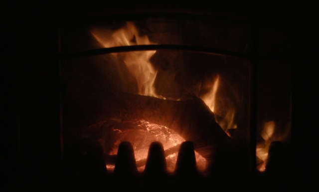 Video Reference N0: Heat, Flame, Fire, Darkness, Gas, Sky, Night, Fireplace
