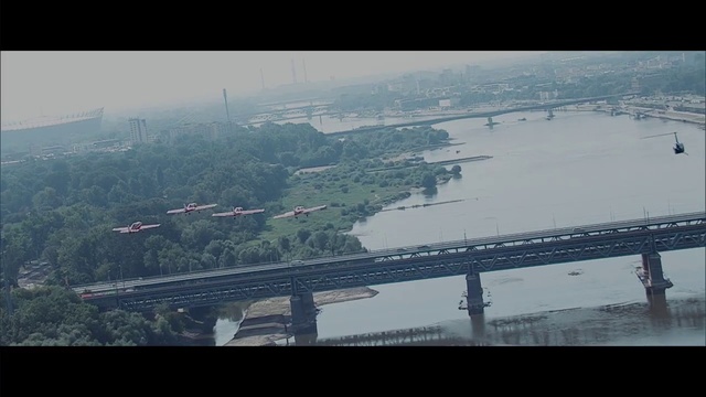 Video Reference N2: Water, Sky, Atmospheric phenomenon, Fixed link, Bridge, Water resources, Aerial photography, Birds-eye view, Metropolitan area, Infrastructure